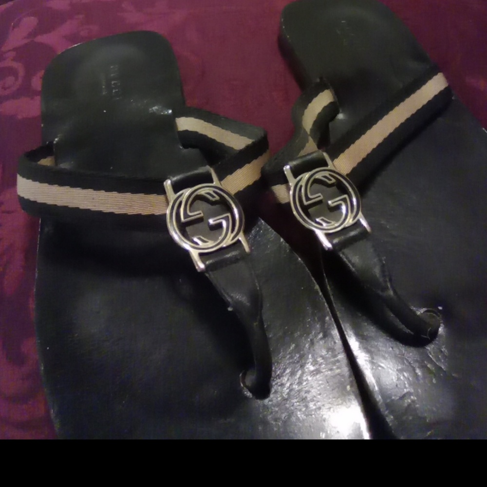 Sandal